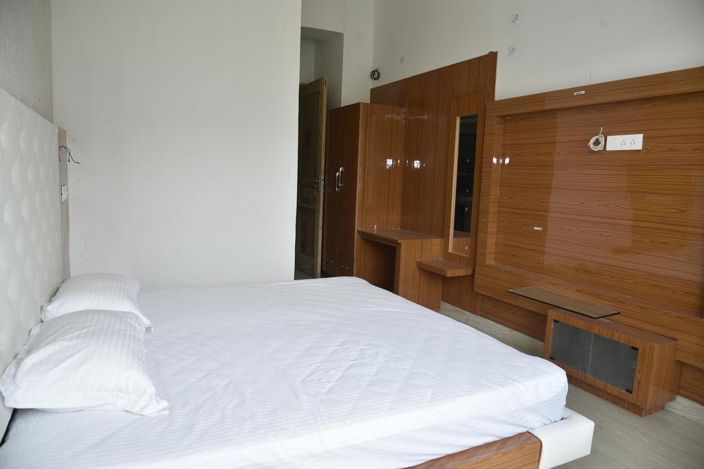 Hôtel Hill Paradise à Nagchala Chambre photo